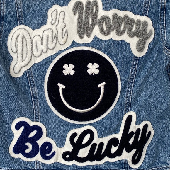 LUCKY BRAND jean jacket “don’t worry be lucky” - Picture 3 of 4